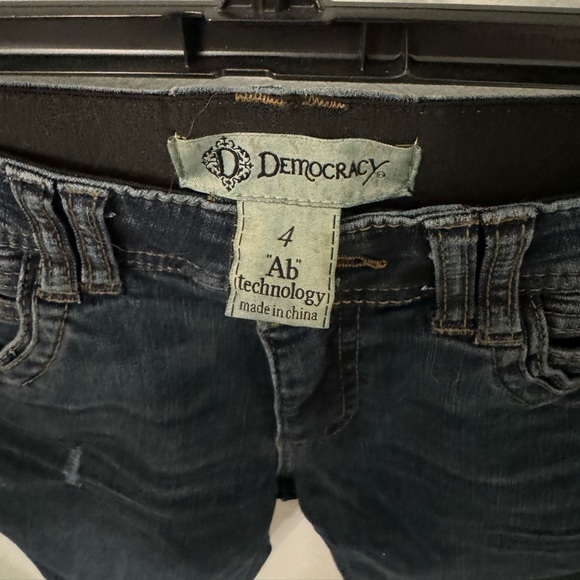 Democracy jeans with elastic waistband size 4 - Picture 7 of 7